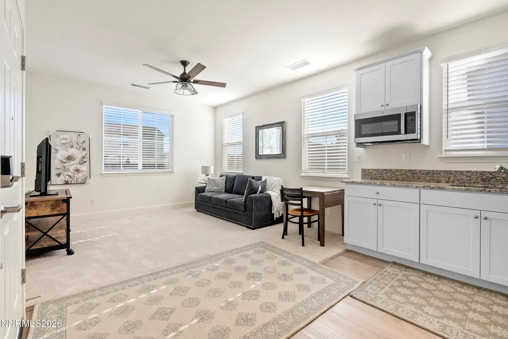 2234 Great Bluffs Sparks NV 89436
