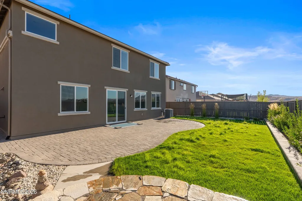 2234 Great Bluffs Sparks NV 89436