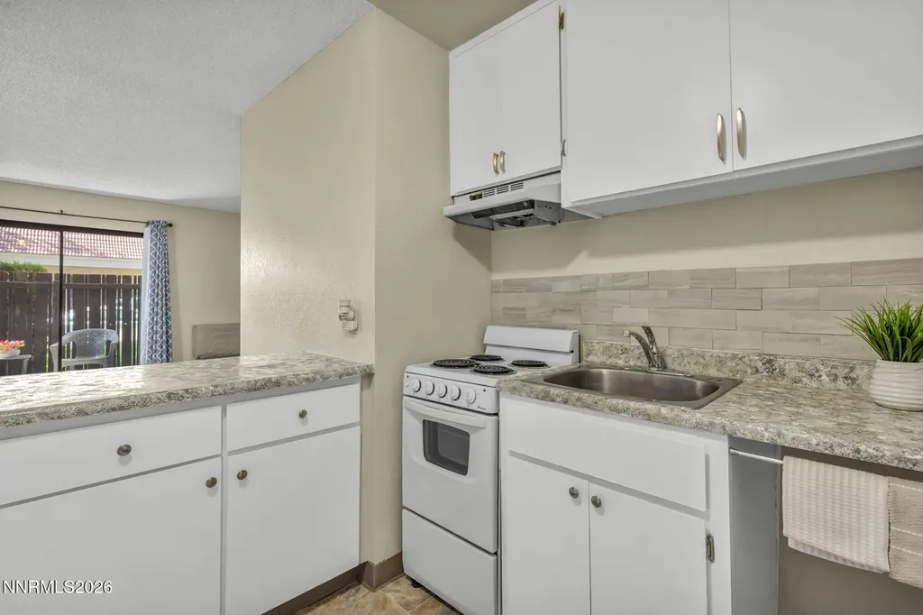 2450 Lymbery Reno NV 89509