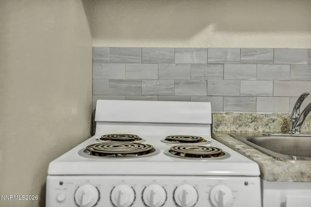 2450 Lymbery Reno NV 89509