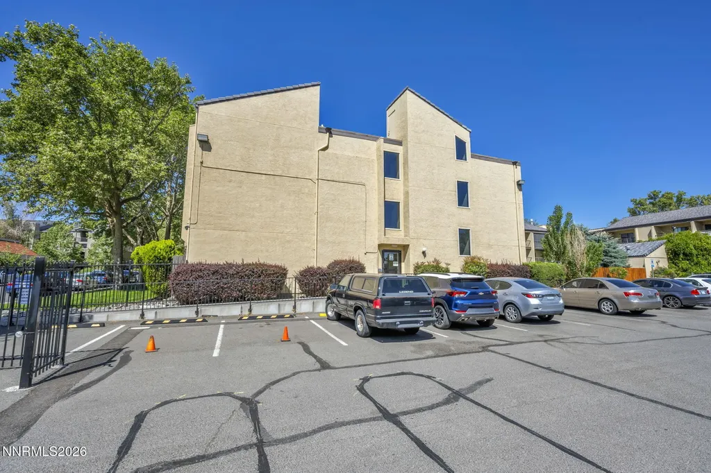 2450 Lymbery Reno NV 89509