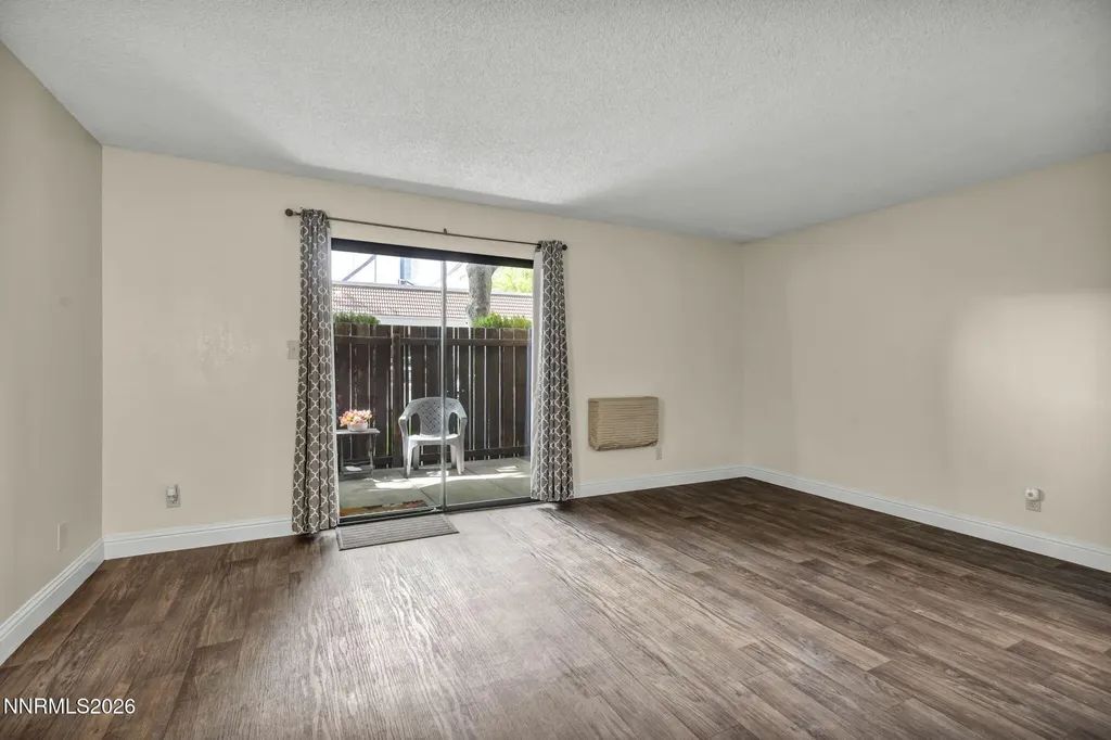 2450 Lymbery Reno NV 89509
