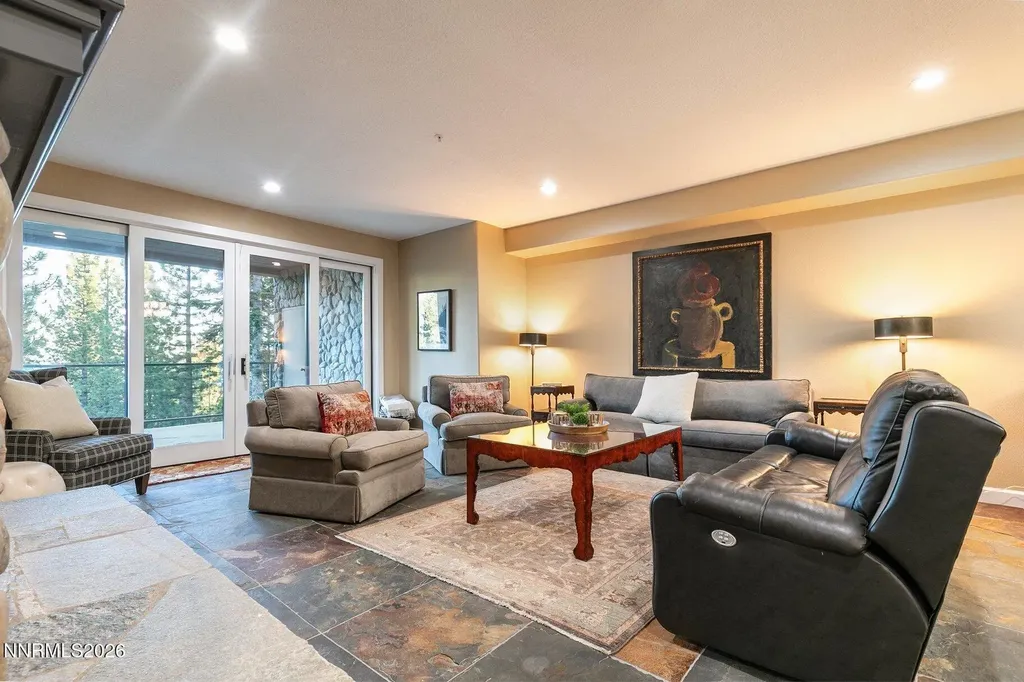 933 Northwood Incline Village NV 89451