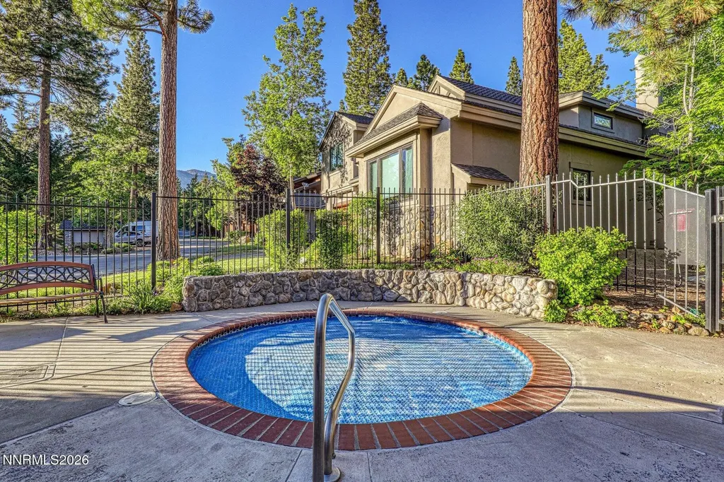 933 Northwood Incline Village NV 89451