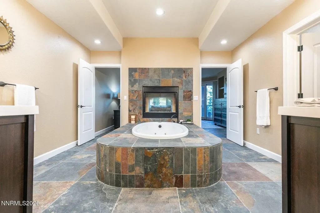 933 Northwood Incline Village NV 89451