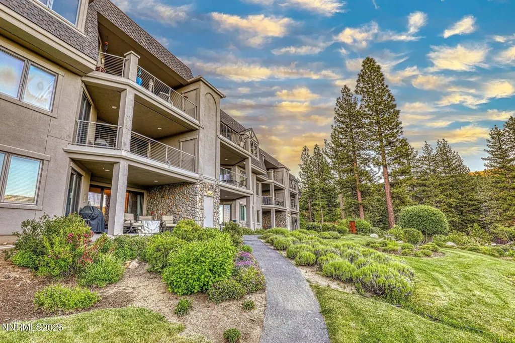 933 Northwood Incline Village NV 89451