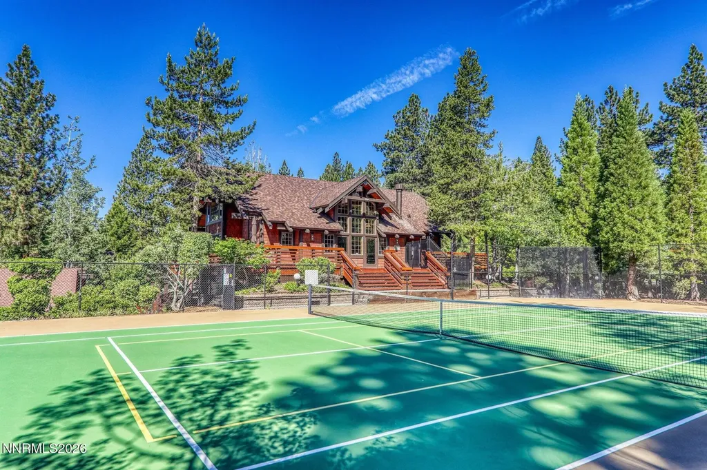 933 Northwood Incline Village NV 89451