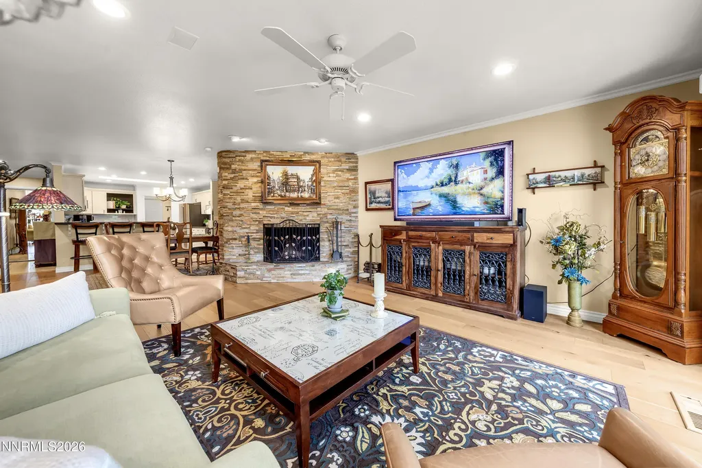 4825 Lakeridge Terrace W. Reno NV 89509