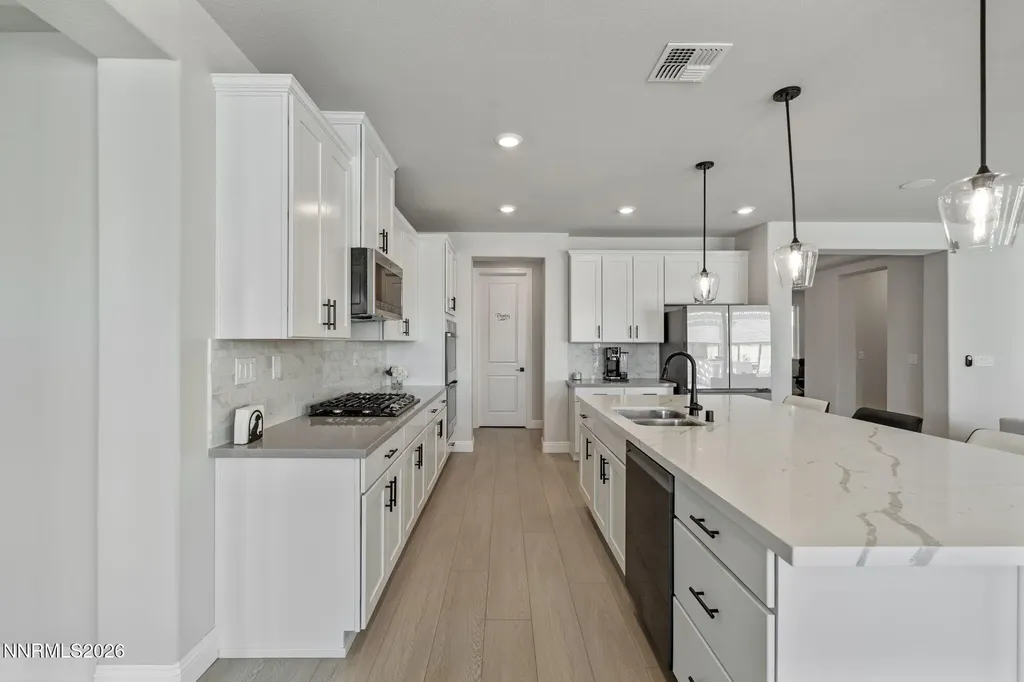 1018 Carico Valley Sparks NV 89441