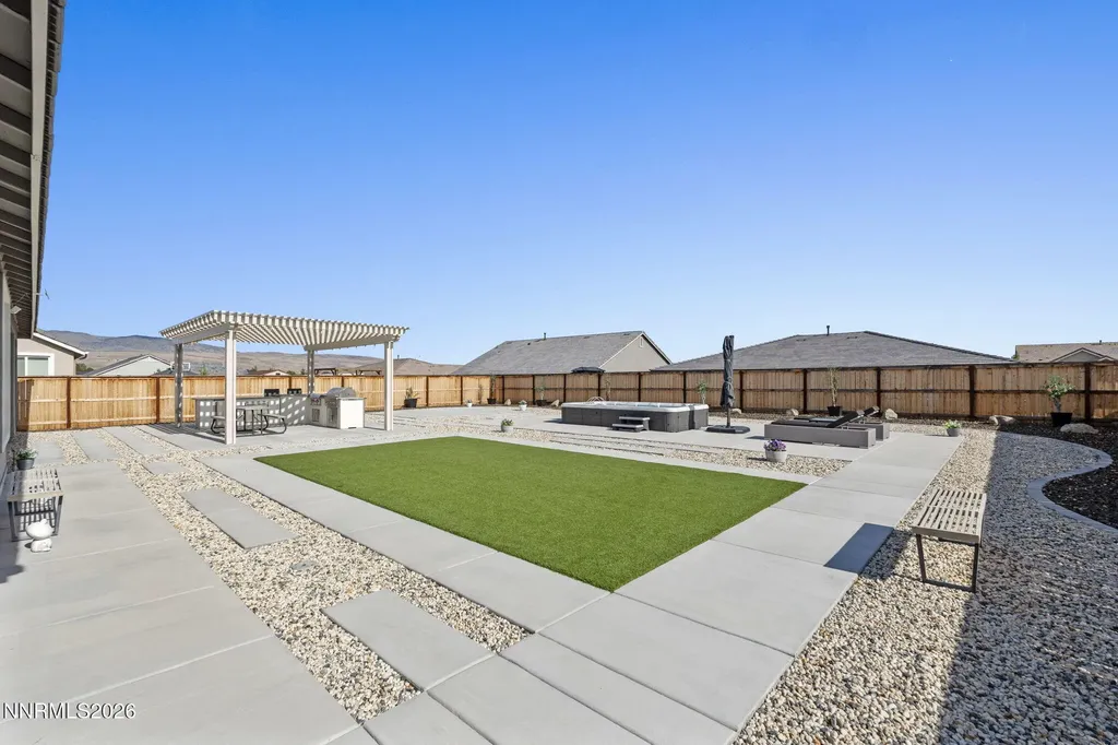 1018 Carico Valley Sparks NV 89441