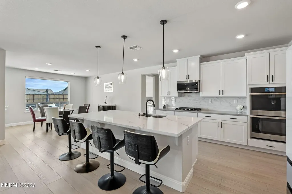 1018 Carico Valley Sparks NV 89441