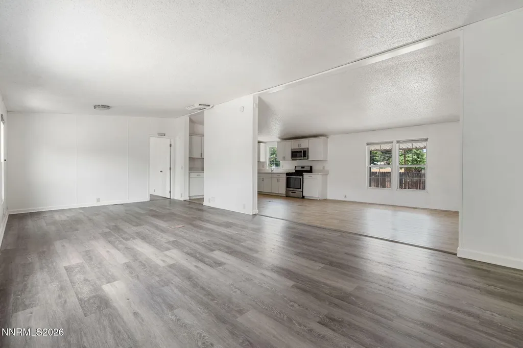 17880 Blackbird Reno NV 89508