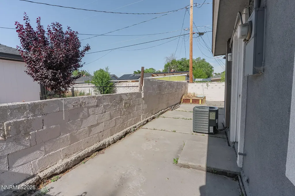 1401 Bresson Reno NV 89502