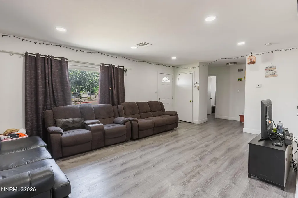1401 Bresson Reno NV 89502