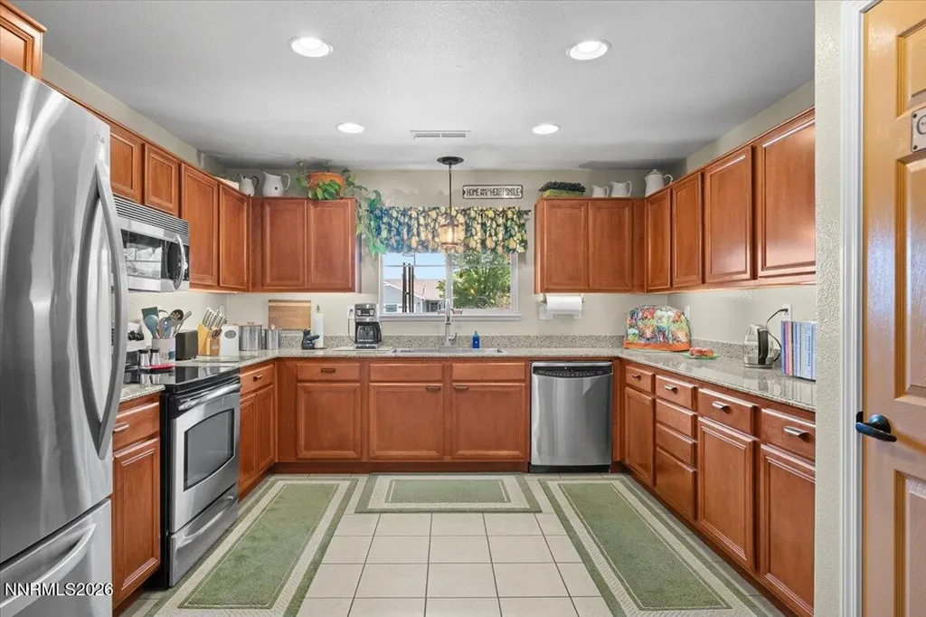 1231 Chara Spanish Springs NV 89441