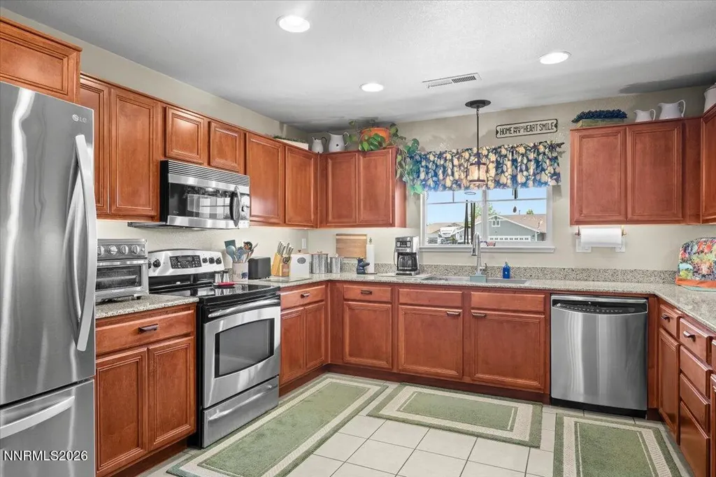 1231 Chara Spanish Springs NV 89441