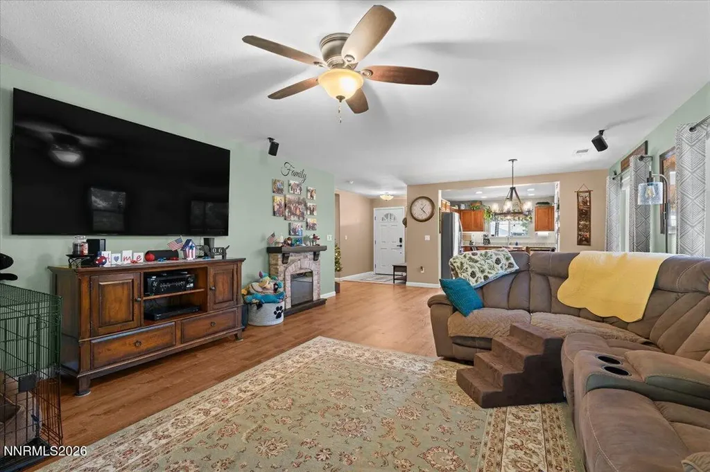 1231 Chara Spanish Springs NV 89441