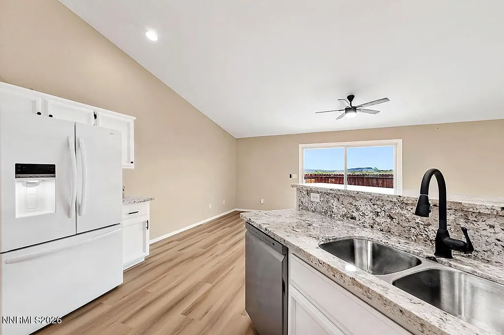 510 Saint Louis Fernley NV 89408