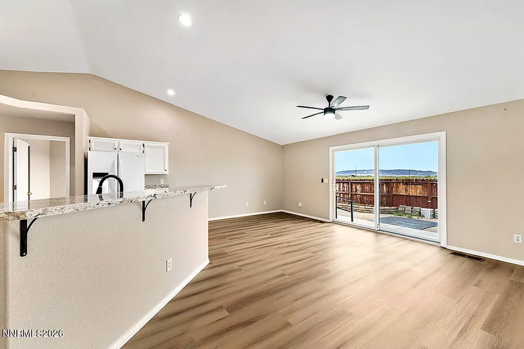 510 Saint Louis Fernley NV 89408