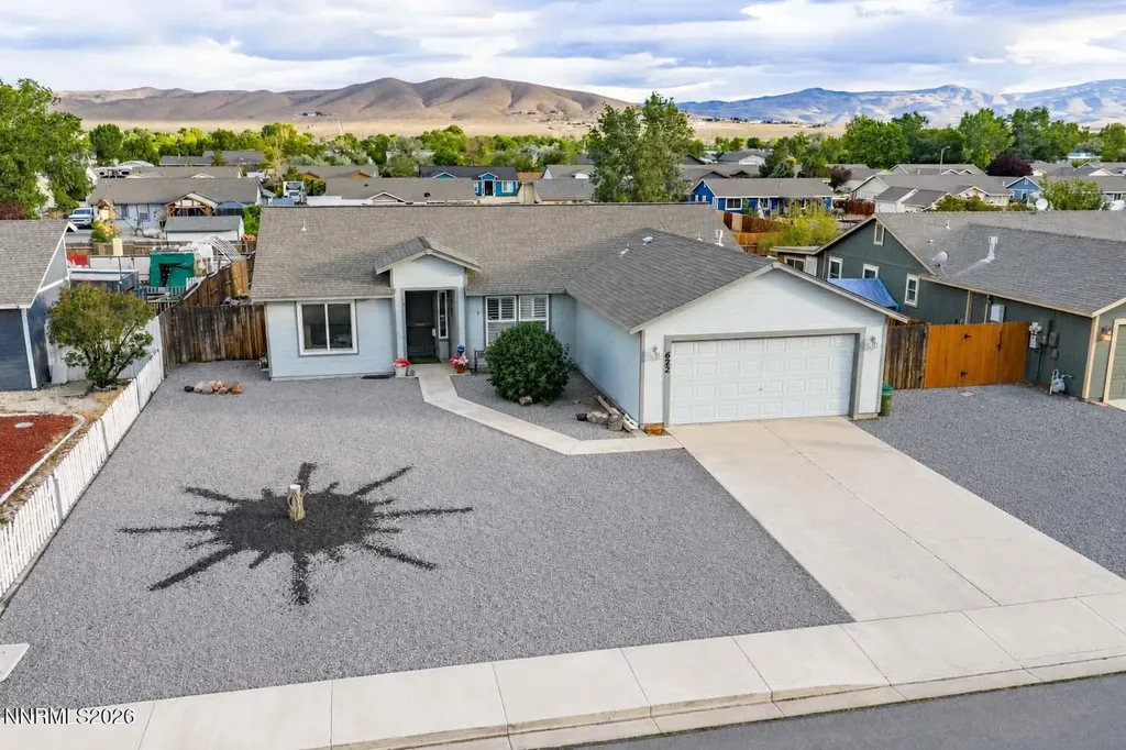 652 Jennys Fernley NV 89408