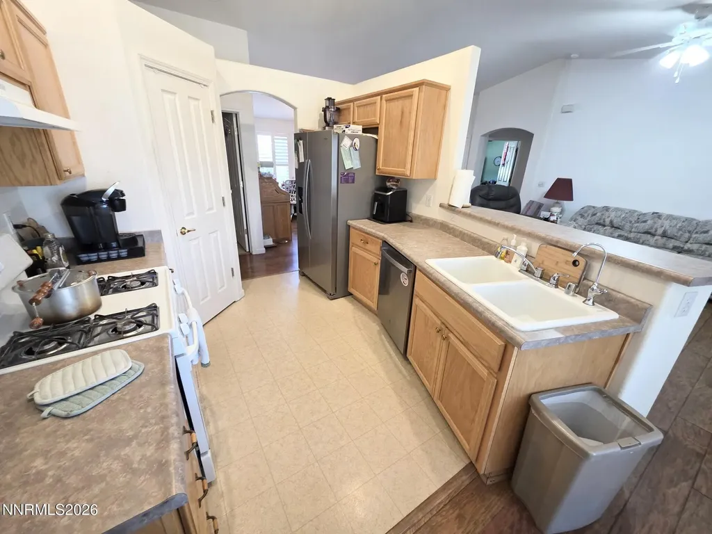 652 Jennys Fernley NV 89408