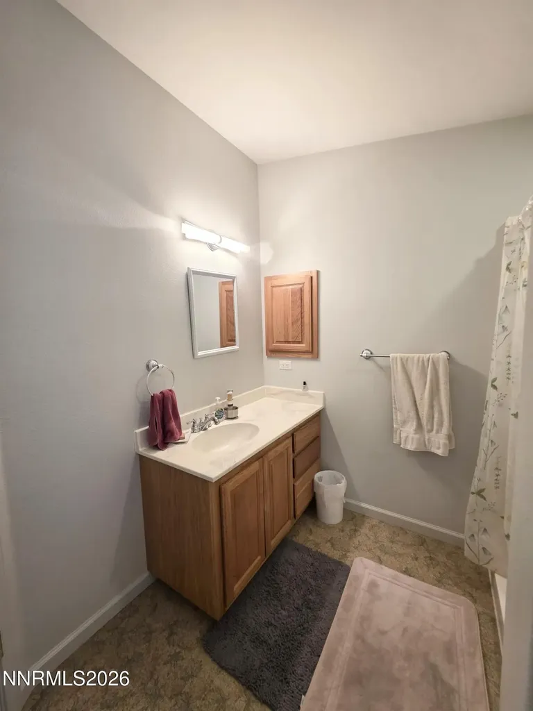 652 Jennys Fernley NV 89408