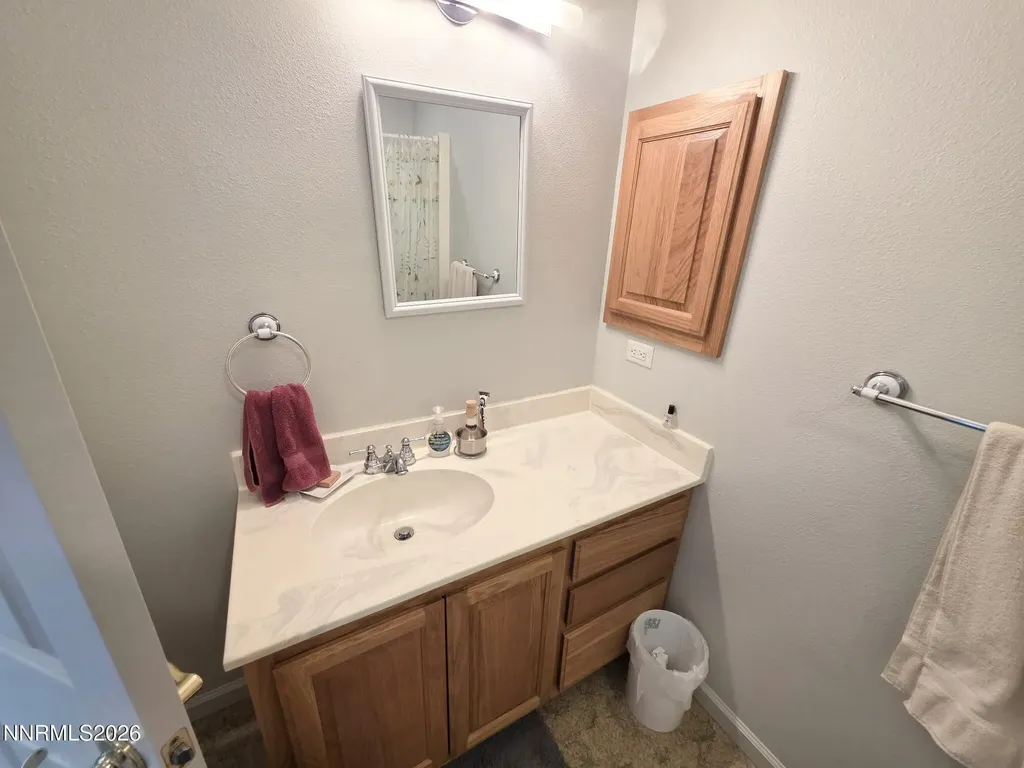 652 Jennys Fernley NV 89408