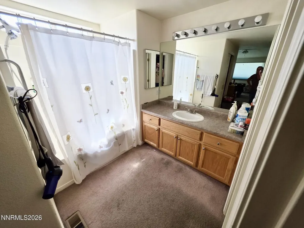 652 Jennys Fernley NV 89408