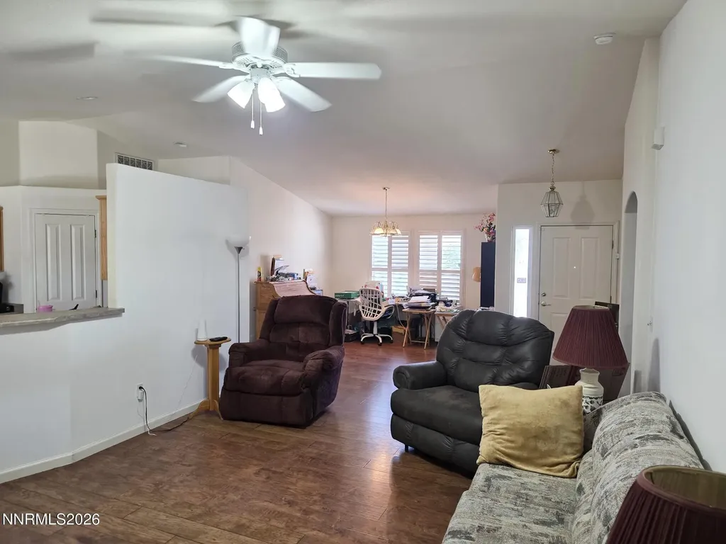 652 Jennys Fernley NV 89408