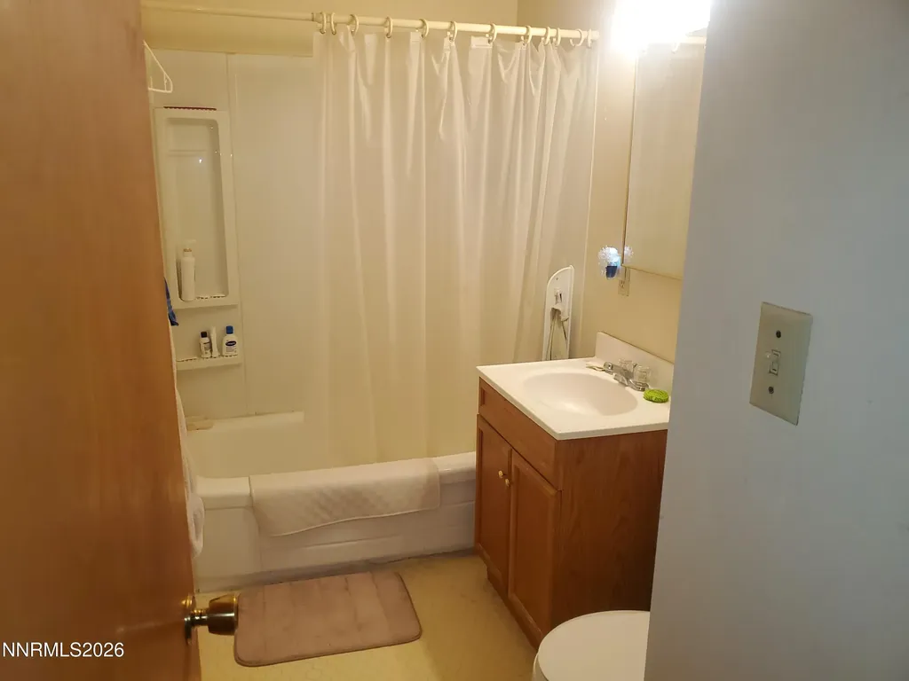 104 3rd Hawthorne NV 89415