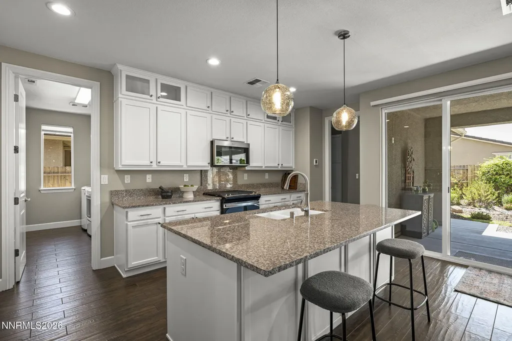 2108 Niatross Reno NV 89521