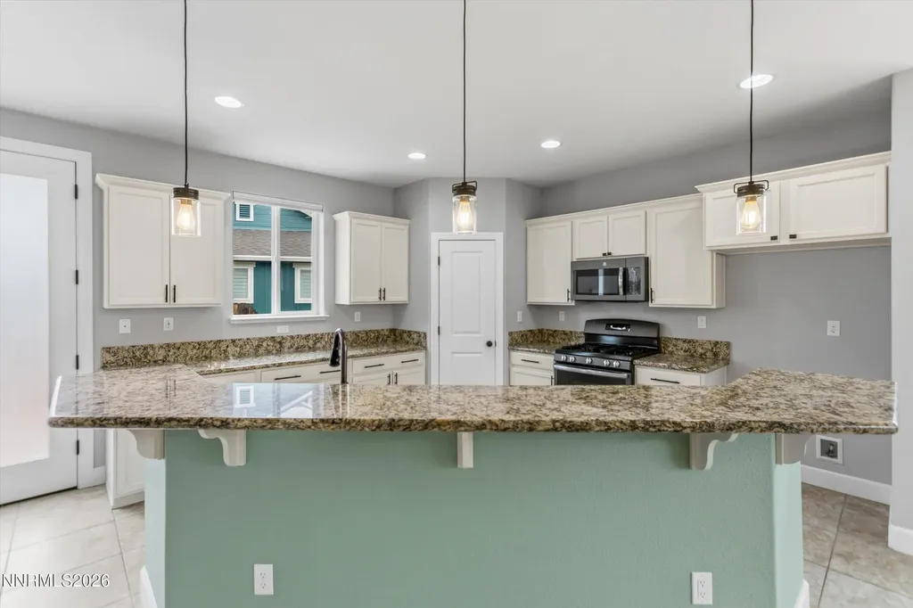 4849 Ahwanee Sparks NV 89436