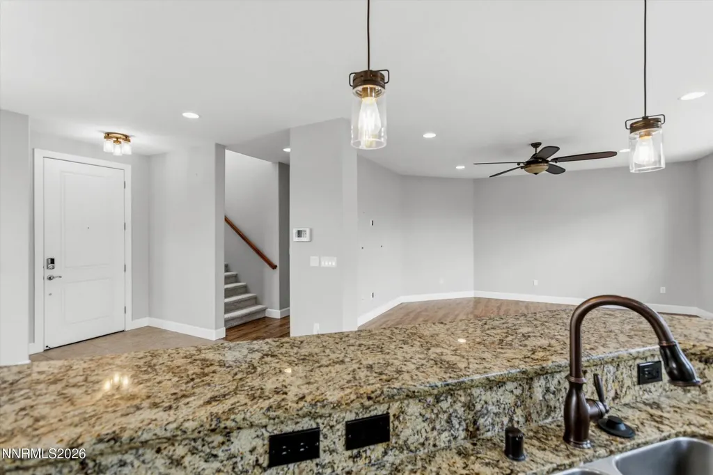 4849 Ahwanee Sparks NV 89436