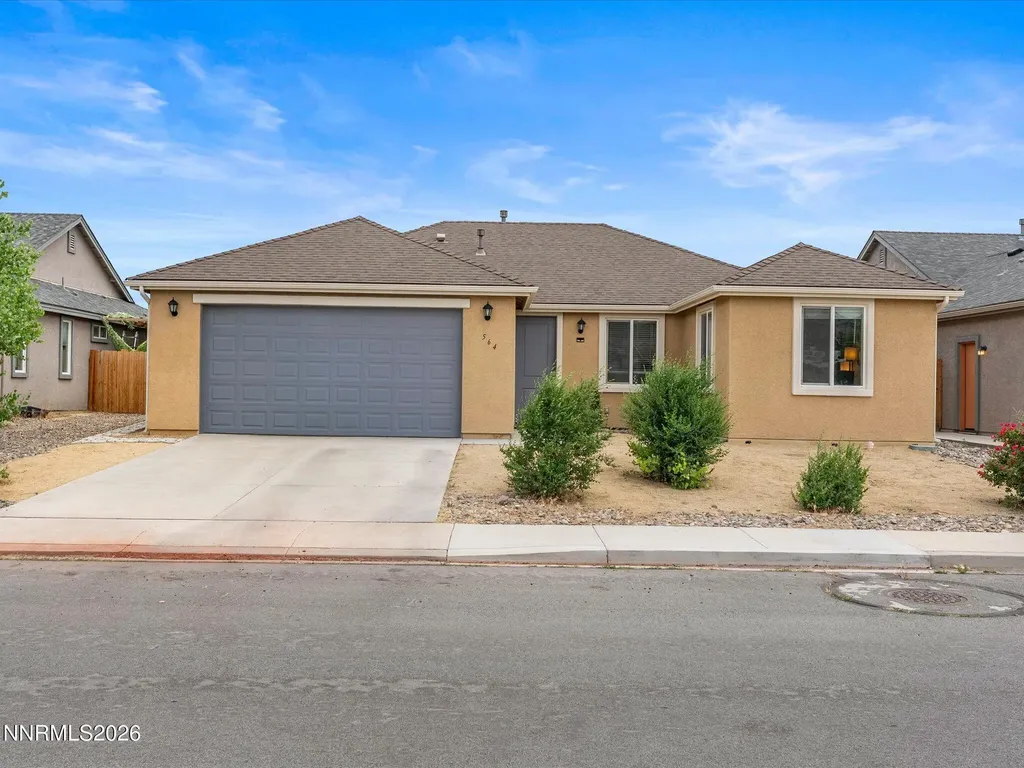 564 Country Hollow Fernley NV 89408