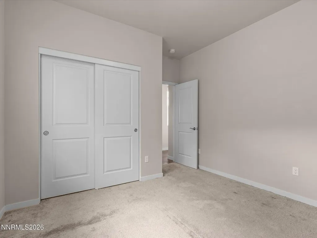 564 Country Hollow Fernley NV 89408