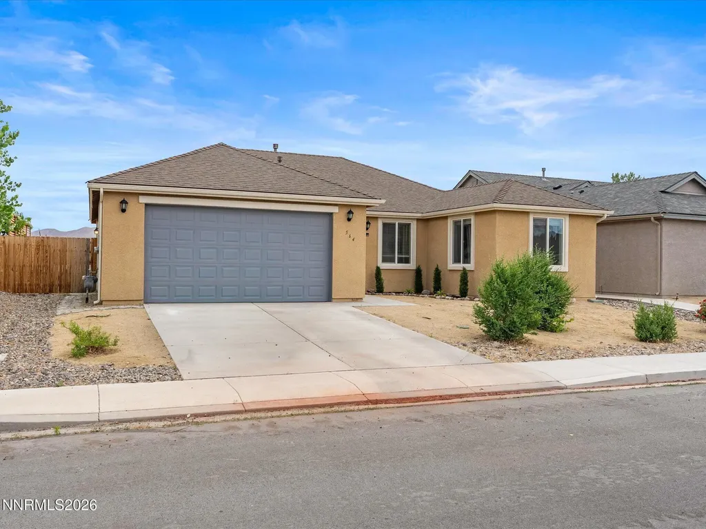 564 Country Hollow Fernley NV 89408