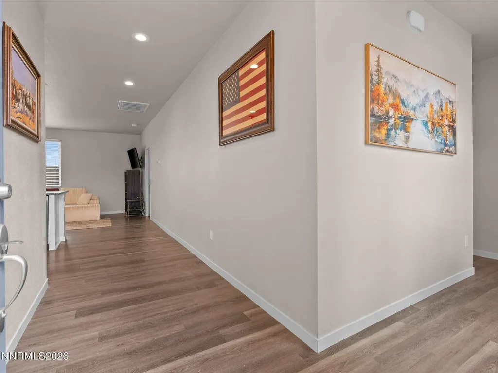 564 Country Hollow Fernley NV 89408