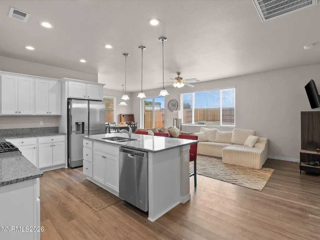 564 Country Hollow Fernley NV 89408