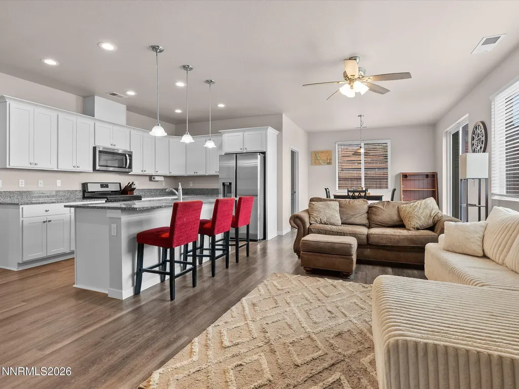 564 Country Hollow Fernley NV 89408