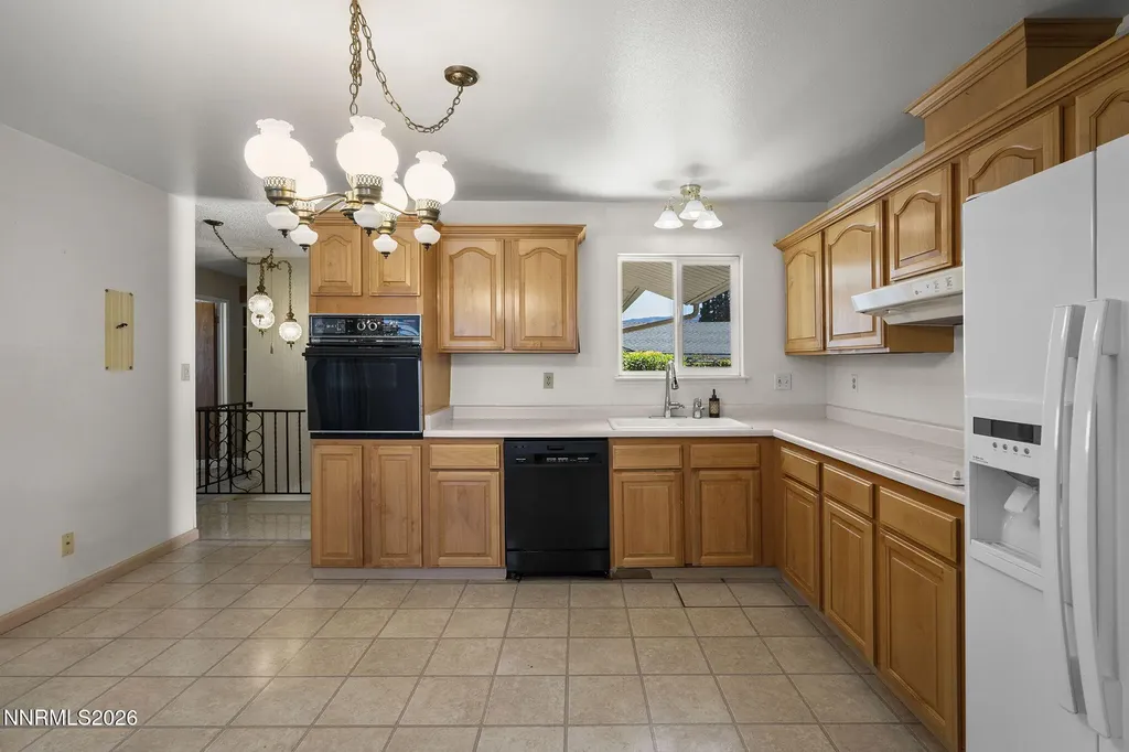 2615 Everett Reno NV 89503