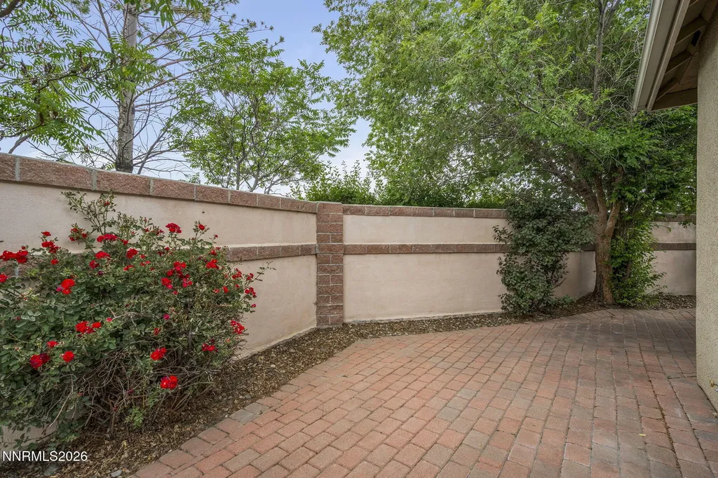 5346 Village Meadows Sparks NV 89436