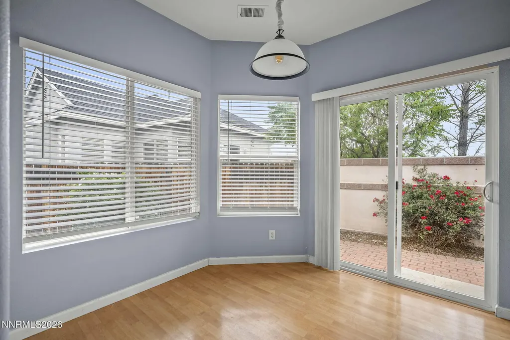 5346 Village Meadows Sparks NV 89436