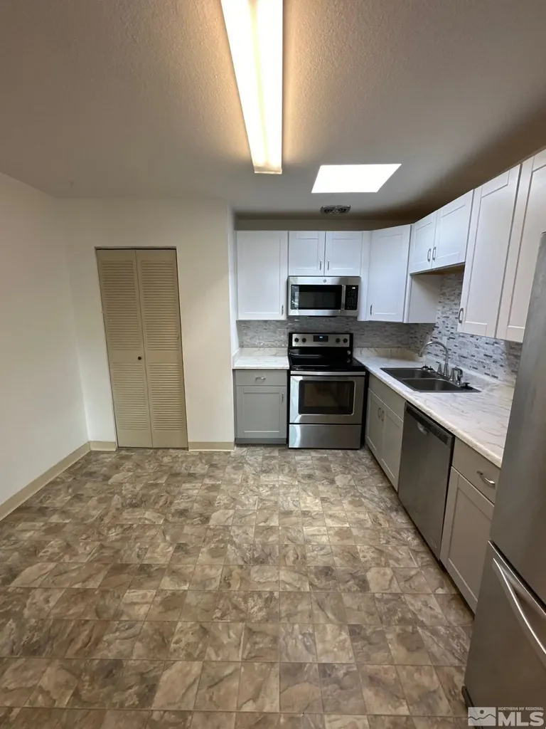 1005 Baywood Sparks NV 89434