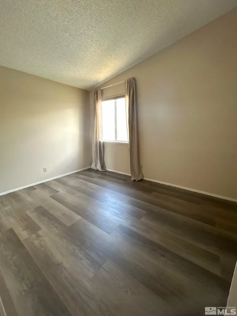 6126 White Water Reno NV 89523