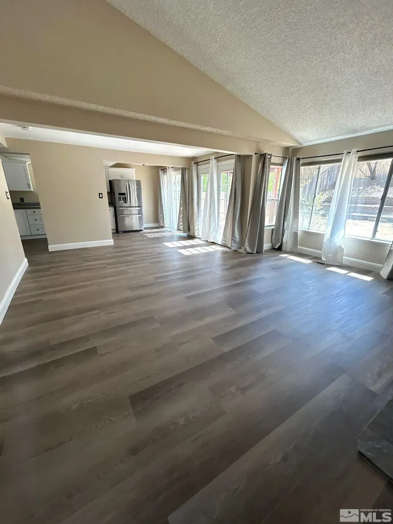 6126 White Water Reno NV 89523