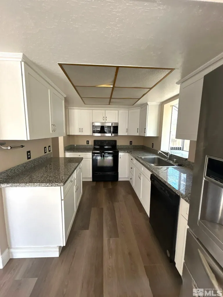 6126 White Water Reno NV 89523
