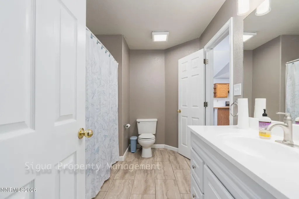 6682 Dorchester Sparks NV 89436