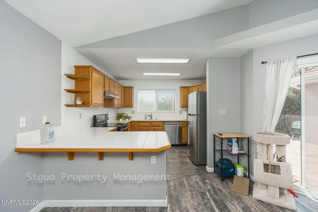 6682 Dorchester Sparks NV 89436