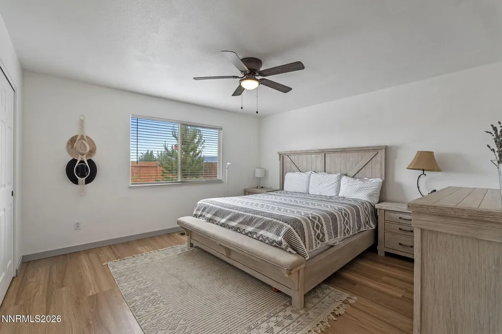 7334 Warhol Sun Valley NV 89433