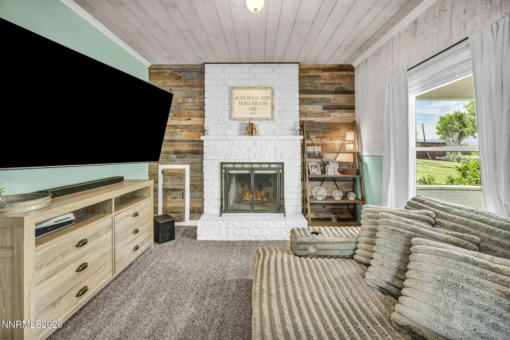 1185 Truckee Fernley NV 89408